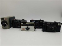 Lot Of Vtg Kodak, Mikona & Vivitar Cameras 19W3L