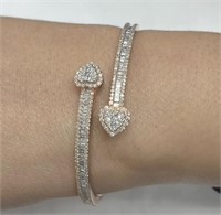 $ 9200 2.50 Ct Diamond Heart Bangle Bracelet 10 Kt
