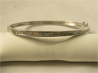 18K White Gold Diamond Bangle Bracelet