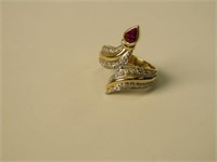 14K Yellow Gold Diamond and ruby ring