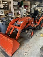Kubota BX25 Tractor w/Backhoe Attachment