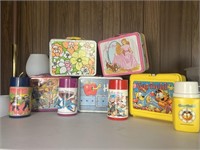 Vintage Lunchboxes & Thermoses