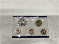 U.S Mint uncirculated 1981 coin set