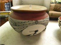 LARGE SW POT (HAS STAIN)