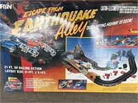 Earthquake Alley slot car set
