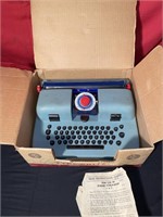 Mar Toy Junior typewriter inbox