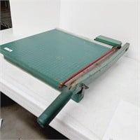 Large Surface Premier Paper Cutter