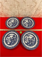 Blue Willow Dinner Plates