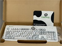Gateway Computer Keyboard and Mouse Pad