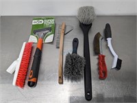 LOT OF CLEANING TOOLS - GRIDDLE SCRAPERS ETC