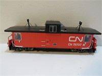 Life Like Trains CN 79707 W Caboose HO Scale Car