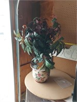 9x12in decorative pot w/artificial plant