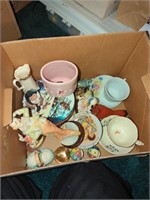Box of misc. Home items