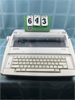 Brother Electric c ML100 Typewriter