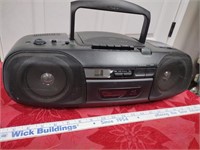 CD player am FM radio cassette player