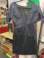 NEW VJIV DRESS SIZE LARGE