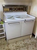 Frigidaire Deluxe Automatic Cook Master Oven