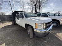 2013 Chevrolet 3500 SK3 4WD truck with dump bed