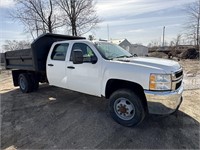 2013 Chevrolet  3500 SK3 work truck with dump bed