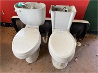 2 Toilets