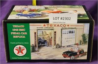 NOS TEXACO 1948 BMC PEDAL CAR REPLICA DIE-CAST