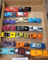 APPROX 19 JOHNNY LIGHTNING MUSCLE CARS
