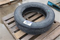 GENERAL 255/70R22.5 TIRE