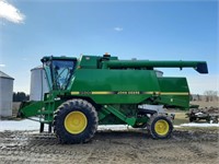 John Deere 9500 Conventional Combine. 3814