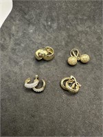 Four pairs of 14kt Gold Earrings - 6.9 gtw
