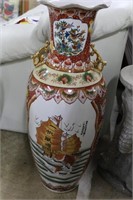 Contemporary Chinese floor vase in red