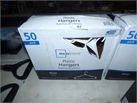 50 NEW HANGERS