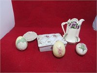 alot of nice pieces including, Japan, Eggs, & at