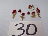 EARRING AND BROOCH SET
