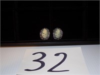 WHITING AND DAVIS EARRINGS