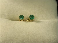 14k yellow gold Emerald Earrings .6 grams total