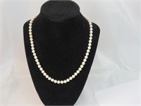 Necklace 18' Cultured Pearl 6mm w/ 14k clasp