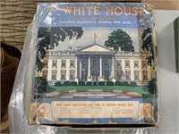 Vintage Marx White House Set
