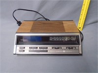 Vintage GE Radio Alarm Clock