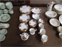 Set of Royal Albert Old Country Roses