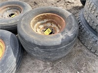 31x13.5x15 Implement Tire and Rim