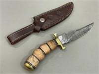 5 1/2" Fixed Blade Knife w/ Curved Handle & Sheath