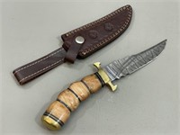 5 1/2" Fixed Blade Knife w/ Curved Handle & Sheath