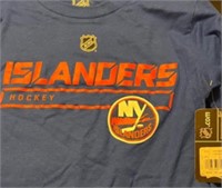 Long Sleeve NY Islanders Hockey T Shirt Size Small