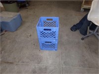 2-plastic crates