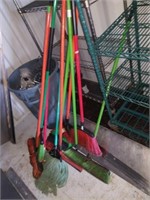 Quantity of mops and brooms