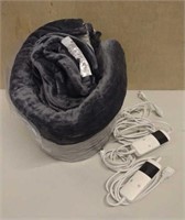 Electric blanket (Size unknown)