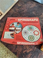 3 Vintage game,Spirograph, Hang on Harvey and