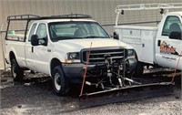 2003 FORD F250 WITH PLOW- runs and drives