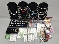 *Lot of Assorted Jewelry
