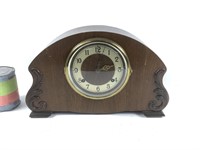 Horloge de foyer en bois, Canada *
